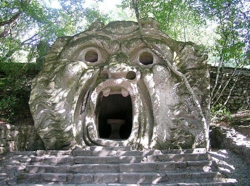 Bomarzo, un compendio de arquitectura fantástica Bomarzo, un compendio de arquitectura fantástica