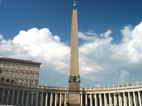 El obelisco egipcio del Vaticano