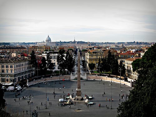La Piazza del Popolo entre las plazas de Roma